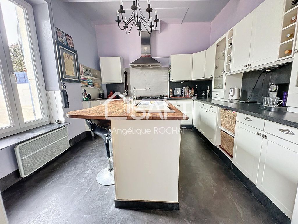 Achat maison à vendre 4 chambres 175 m² - Magalas