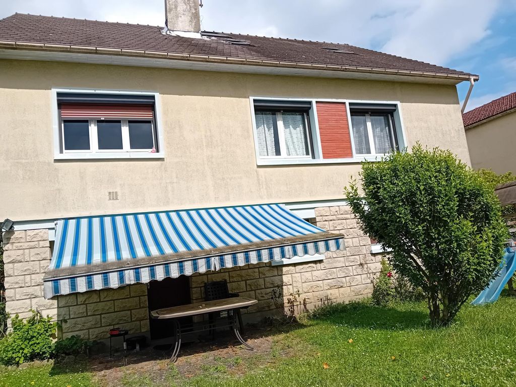 Achat maison à vendre 6 chambres 142 m² - Beaumont-sur-Oise