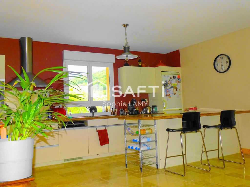 Achat maison à vendre 3 chambres 111 m² - Saint-Victor-sur-Ouche