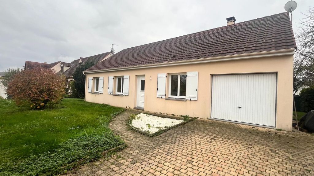 Achat maison à vendre 4 chambres 98 m² - Pithiviers-le-Vieil