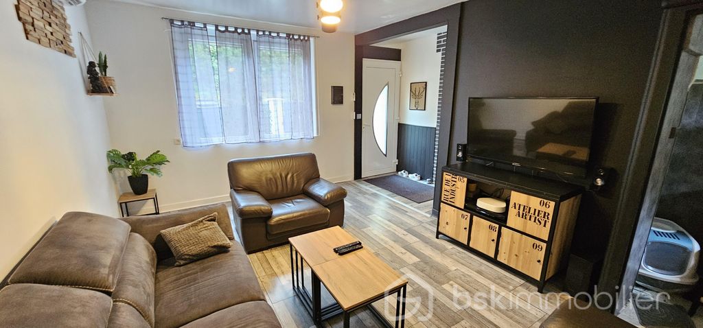 Achat maison à vendre 4 chambres 116 m² - Bussières