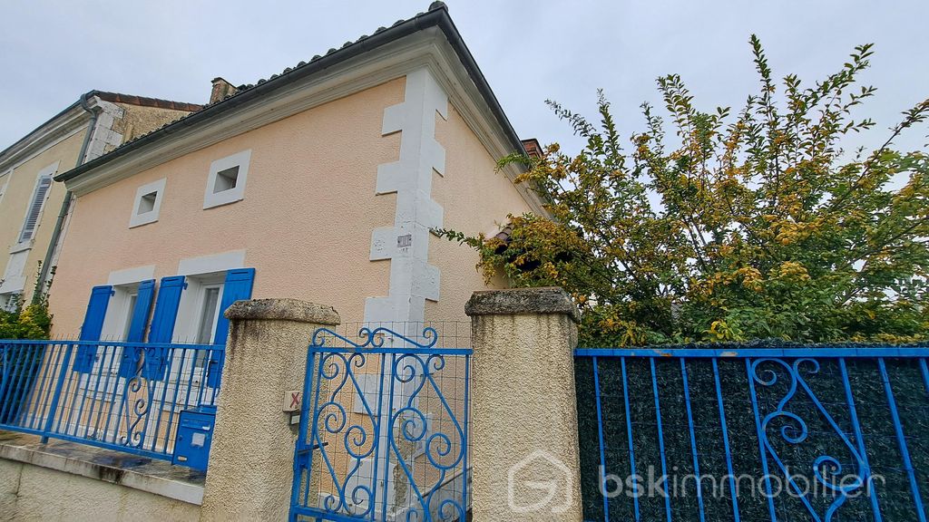 Achat maison à vendre 2 chambres 103 m² - Saint-Astier