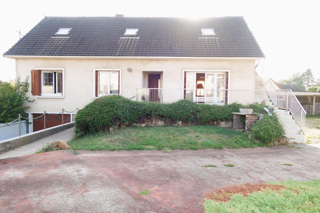 Achat maison à vendre 4 chambres 138 m² - Breuil-Bois-Robert