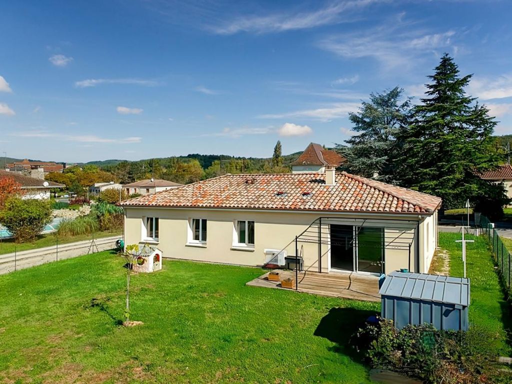 Achat maison à vendre 5 chambres 115 m² - Mercuès