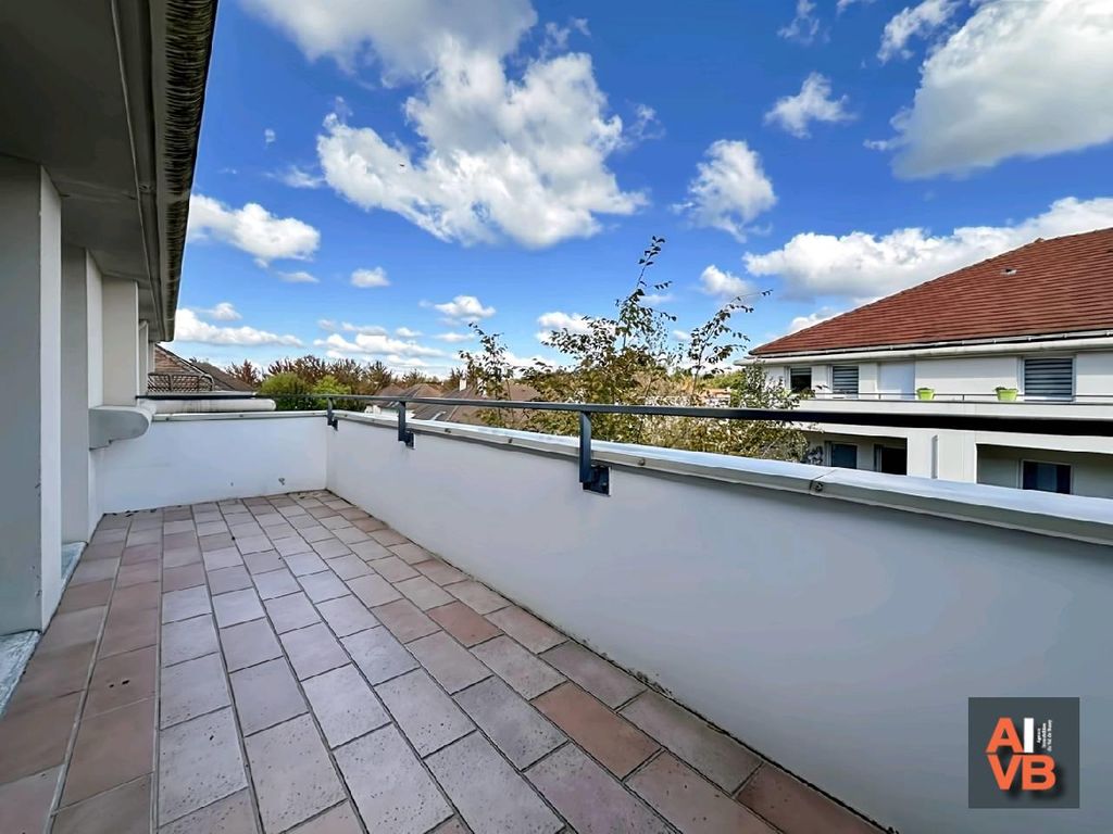 Achat appartement à vendre 4 pièces 82 m² - Bussy-Saint-Georges