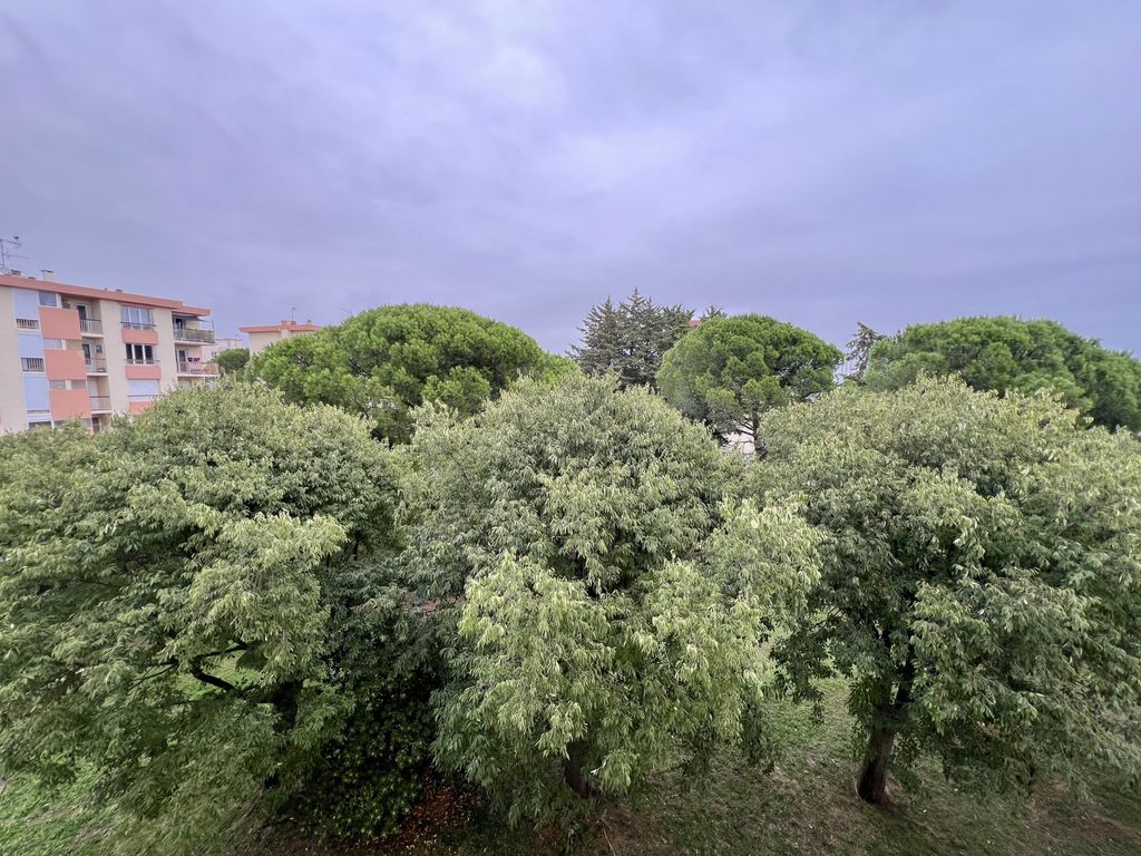 Achat appartement à vendre 4 pièces 78 m² - Hyères