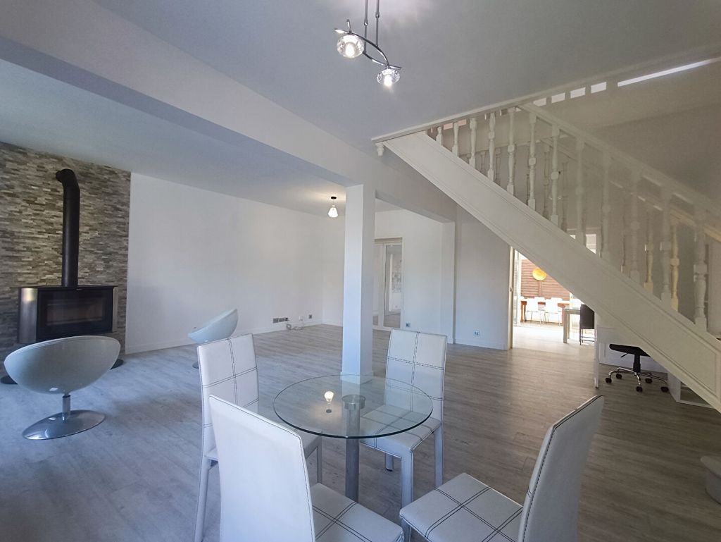 Achat maison à vendre 6 chambres 206 m² - Fontenay-le-Fleury