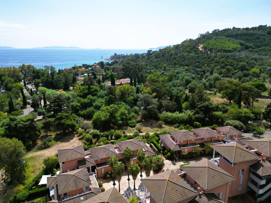 Achat appartement 4 pièce(s) Le Lavandou