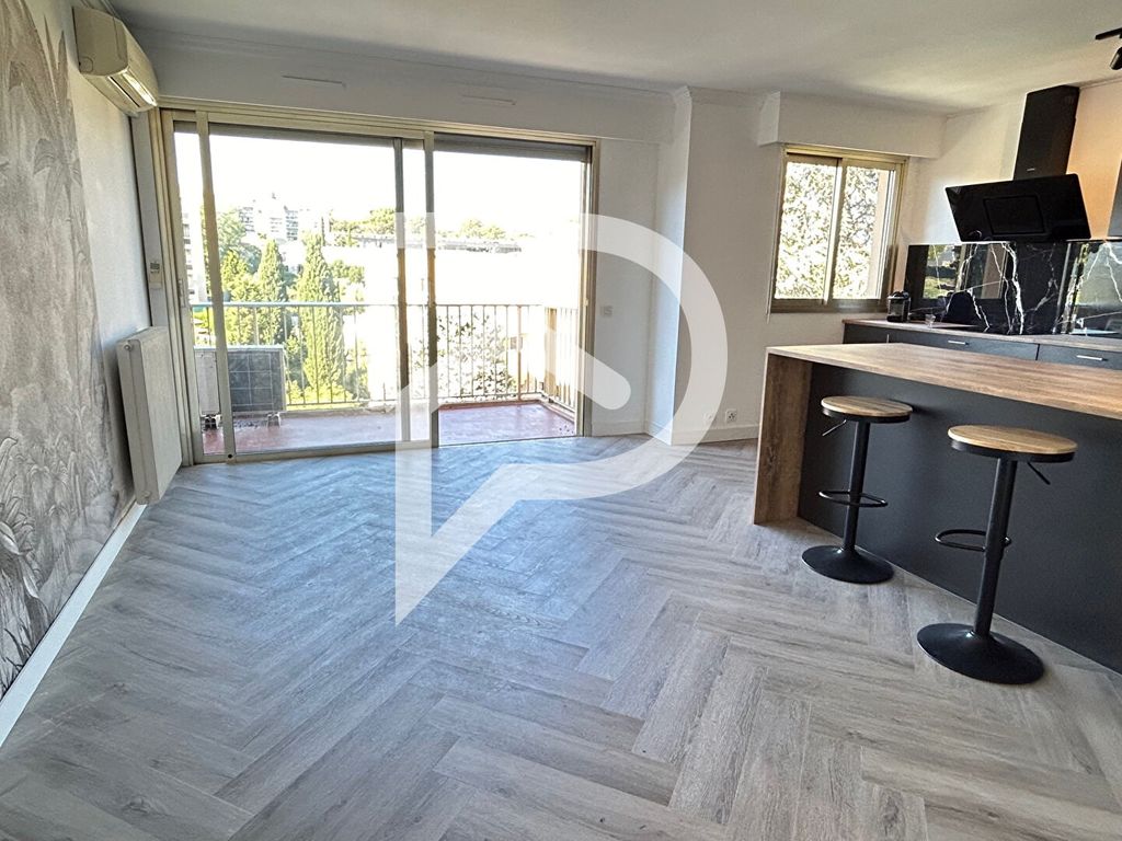 Achat appartement à vendre 3 pièces 67 m² - Antibes