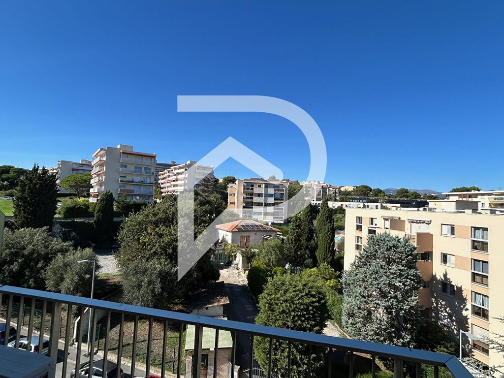 Achat appartement 3 pièce(s) Antibes