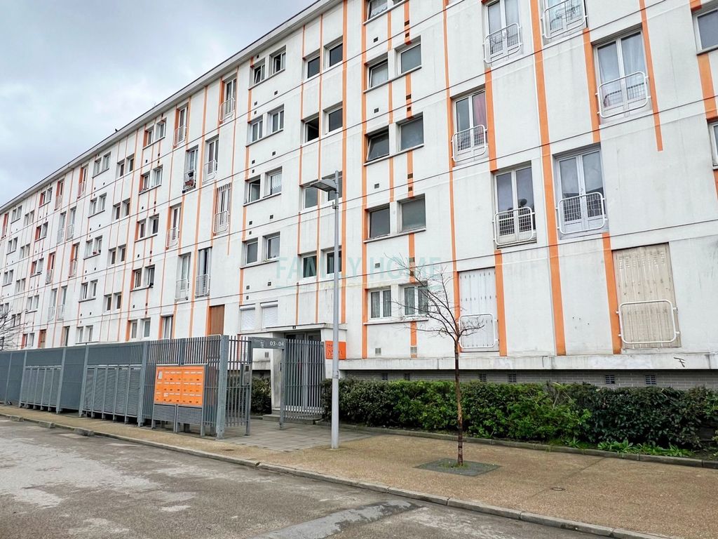 Achat appartement à vendre 3 pièces 53 m² - Clichy-sous-Bois