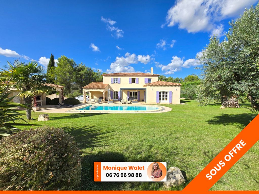 Achat maison à vendre 5 chambres 172 m² - Aix-en-Provence