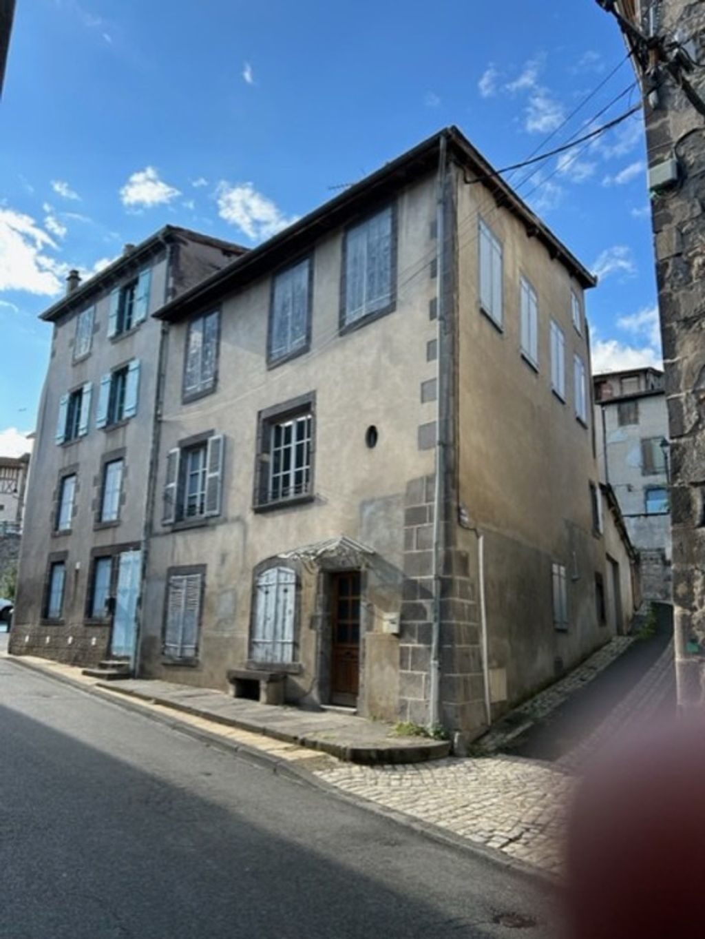 Achat maison à vendre 2 chambres 179 m² - Maringues