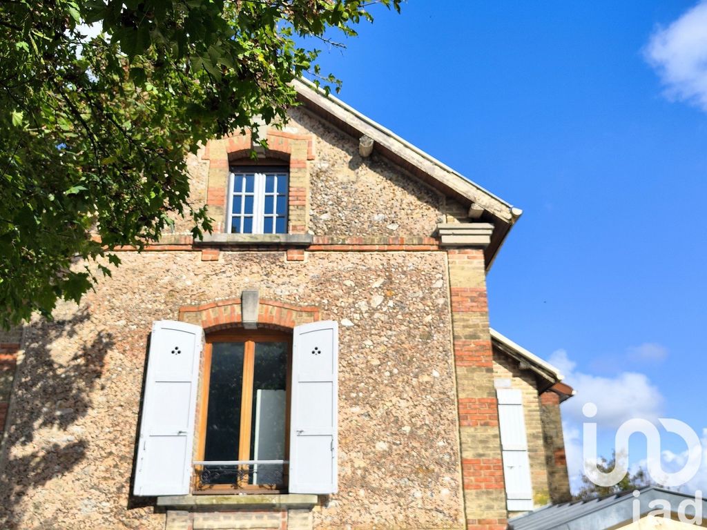 Achat maison à vendre 3 chambres 136 m² - Châlons-en-Champagne