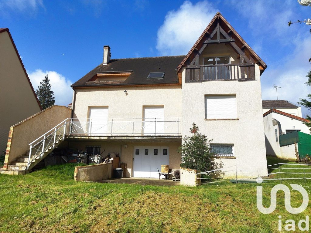 Achat maison à vendre 4 chambres 223 m² - Corbeil-Essonnes