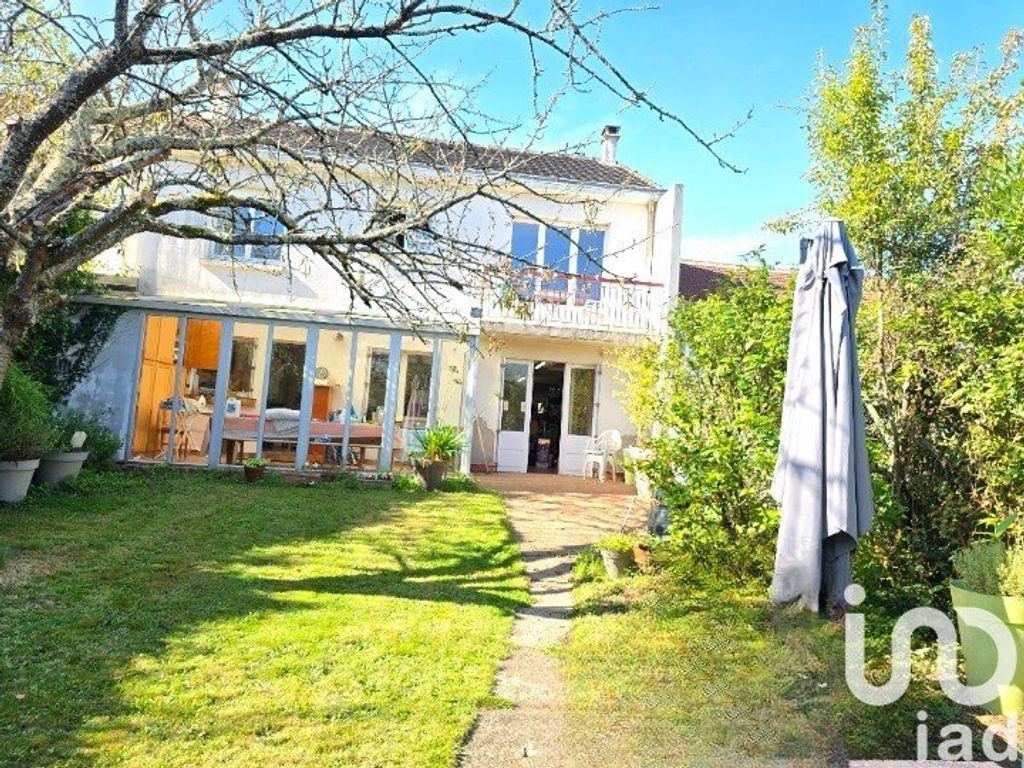 Achat maison à vendre 3 chambres 105 m² - Rezé