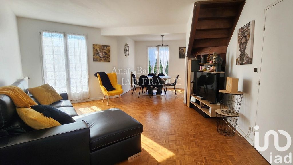 Achat maison à vendre 3 chambres 118 m² - Moissy-Cramayel