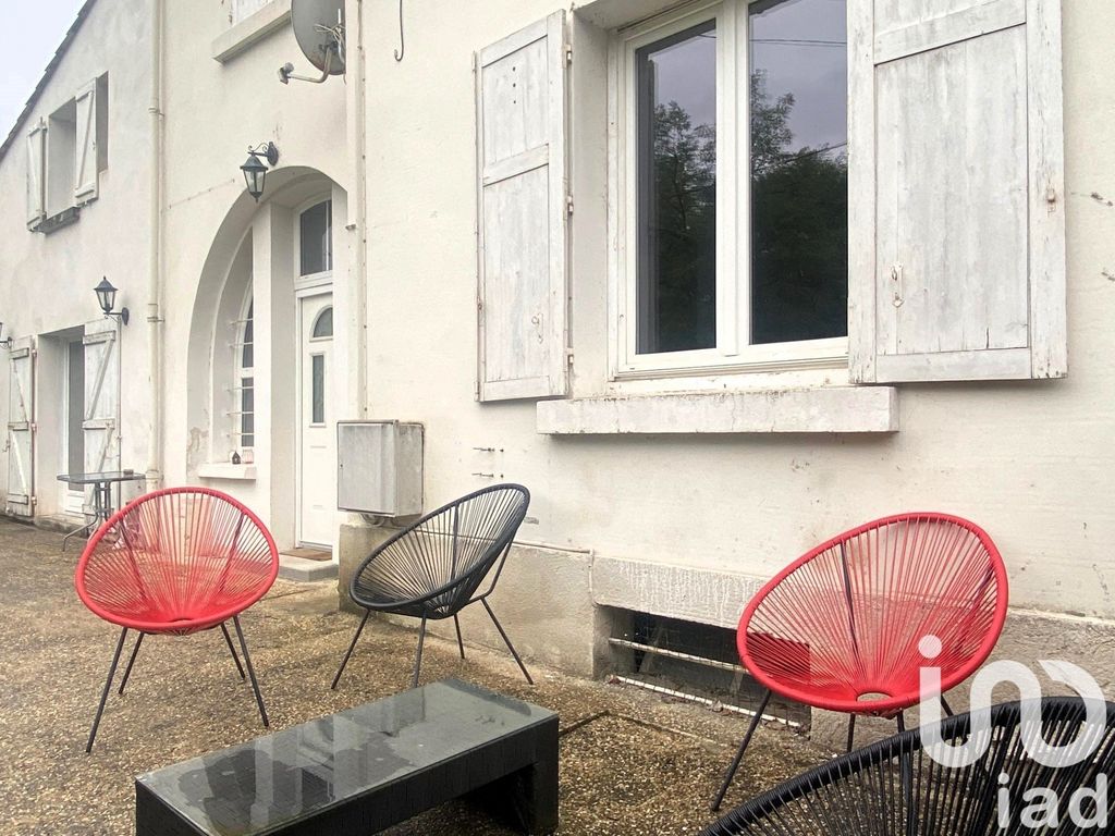 Achat maison à vendre 3 chambres 90 m² - La Couronne