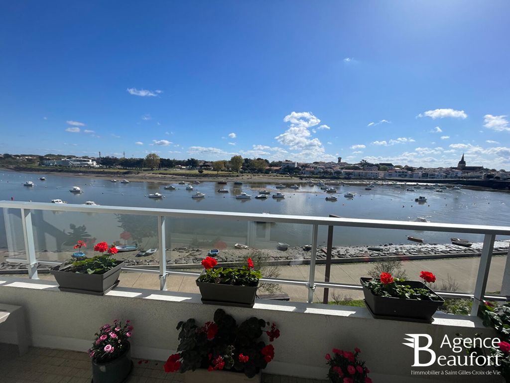 Achat appartement à vendre 3 pièces 72 m² - Saint-Gilles-Croix-de-Vie