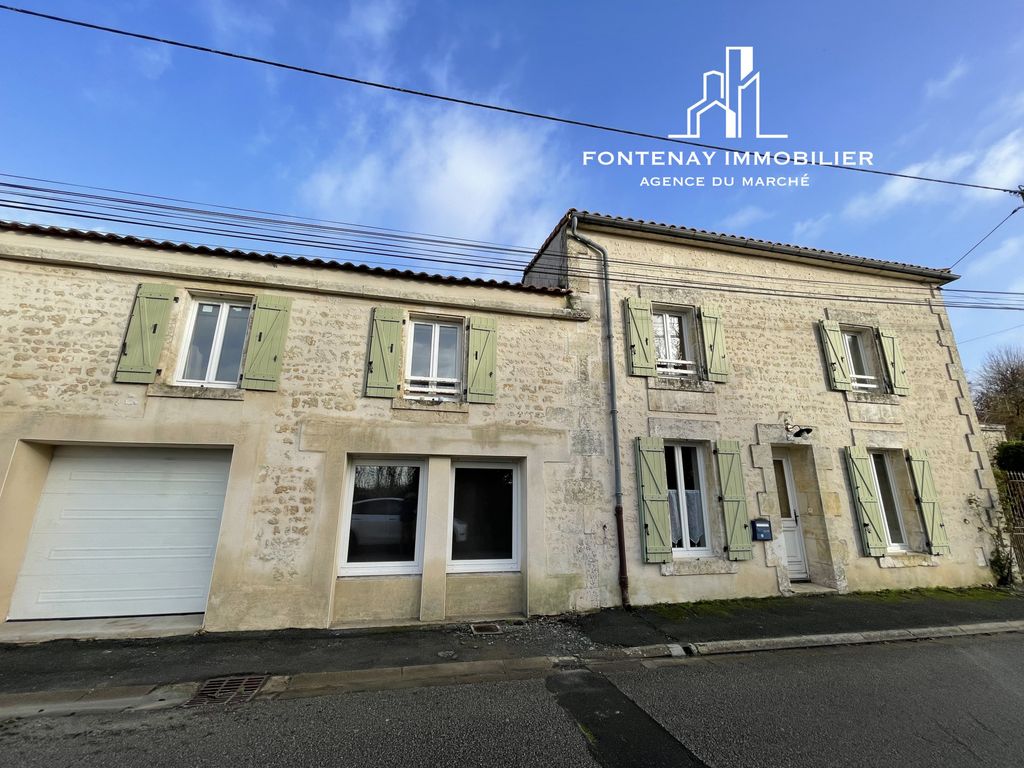 Achat maison à vendre 4 chambres 153 m² - Fontenay-le-Comte