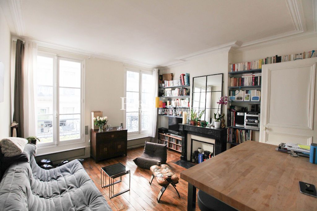 Achat appartement à vendre 2 pièces 34 m² - Paris 18ème arrondissement