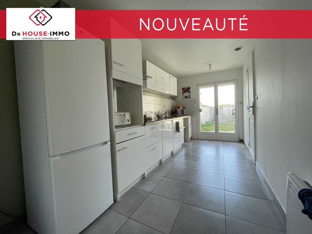 Achat maison à vendre 2 chambres 62 m² - La Sentinelle