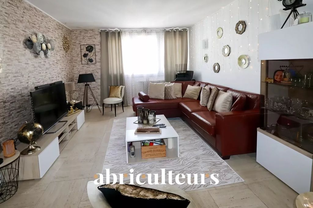 Achat appartement à vendre 4 pièces 77 m² - Saint-Étienne