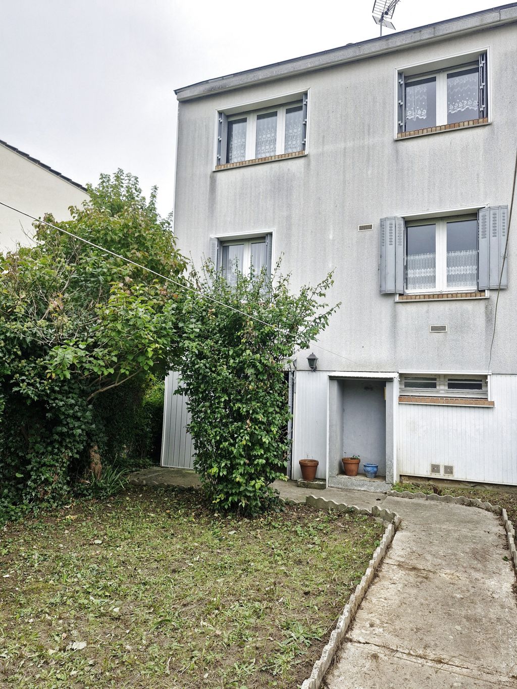 Achat maison à vendre 3 chambres 70 m² - Louvres