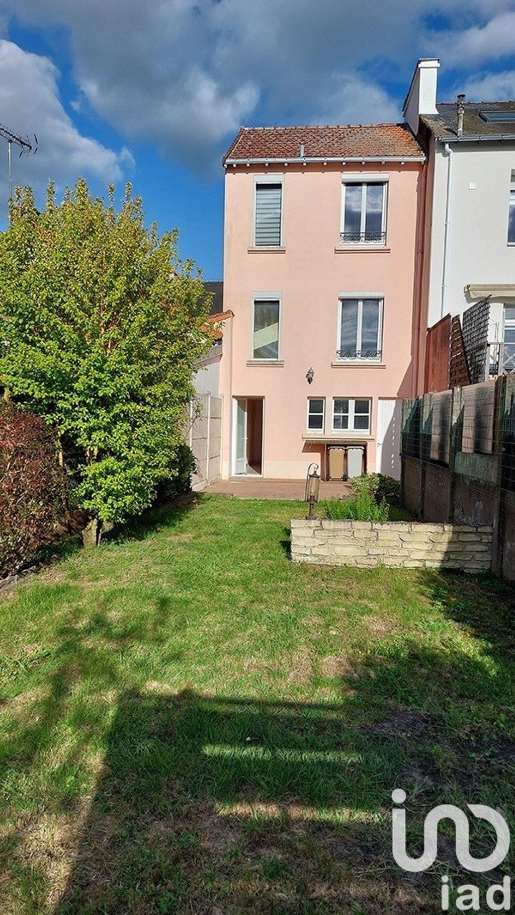 Achat maison à vendre 2 chambres 72 m² - Cholet