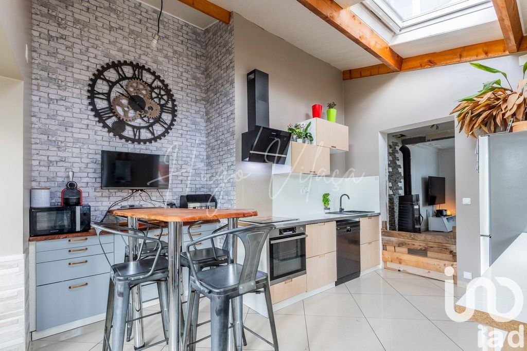 Achat maison à vendre 3 chambres 87 m² - Villeneuve-le-Roi