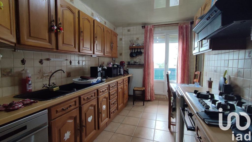 Achat appartement à vendre 5 pièces 107 m² - Charleville-Mézières