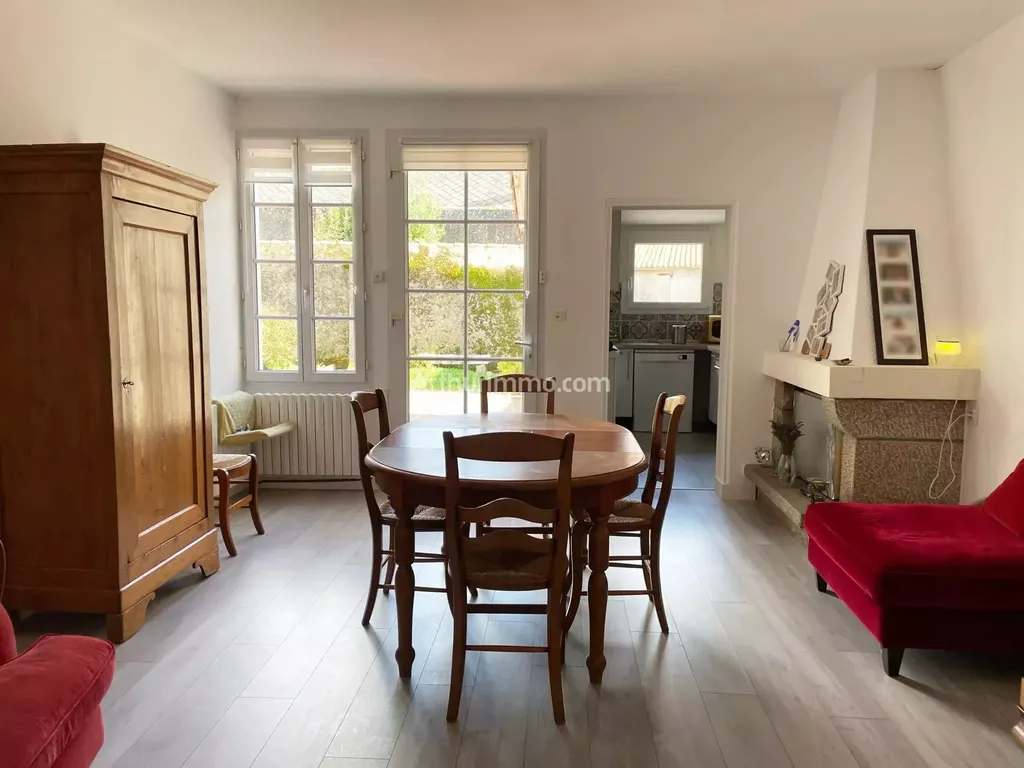 Achat maison à vendre 3 chambres 88 m² - Nueil-les-Aubiers