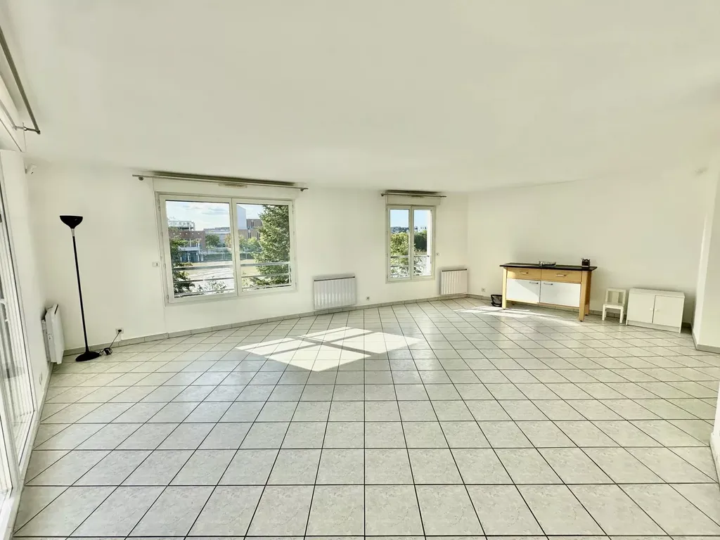 Achat appartement à vendre 3 pièces 82 m² - Choisy-le-Roi