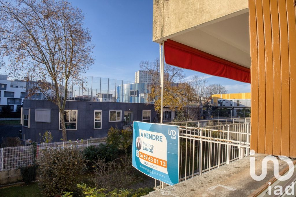 Achat appartement à vendre 3 pièces 71 m² - Bagnolet