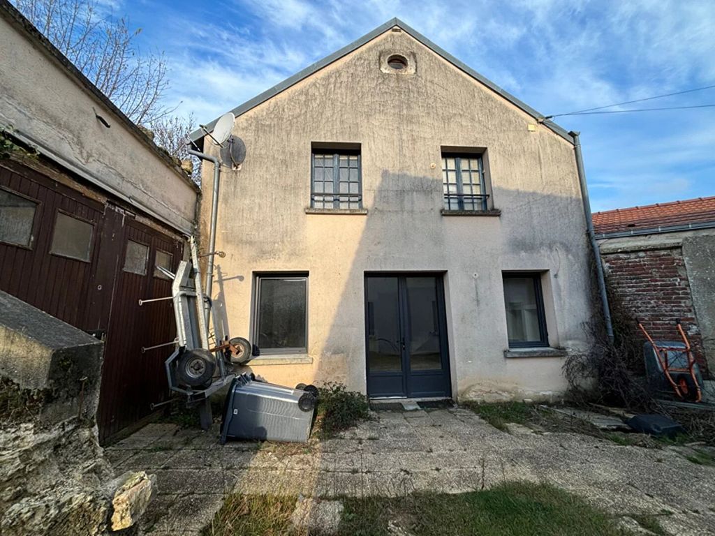 Achat maison à vendre 1 chambre 153 m² - Puiseux-le-Hauberger