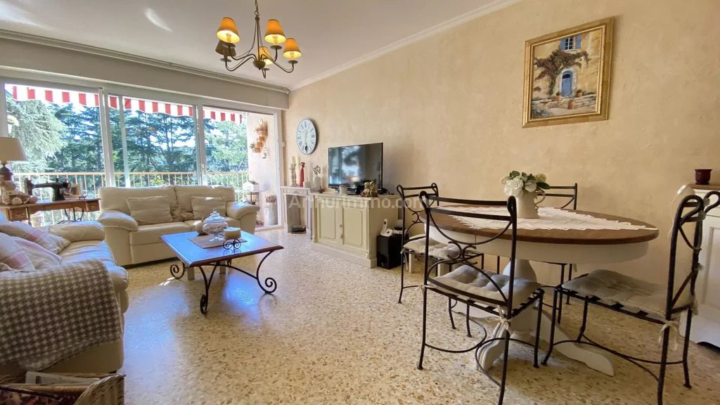 Achat appartement 4 pièce(s) Fréjus