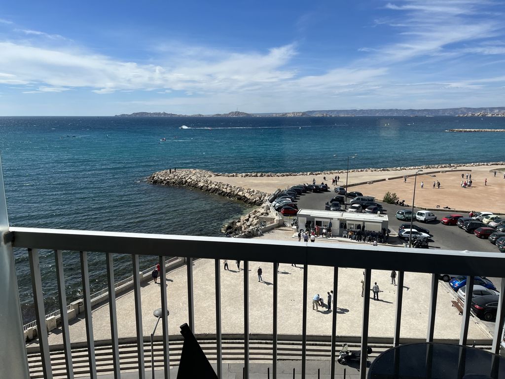 Achat appartement à vendre 3 pièces 69 m² - Marseille 8ème arrondissement