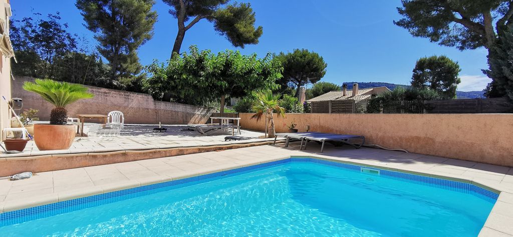 Achat maison à vendre 4 chambres 142 m² - Cassis