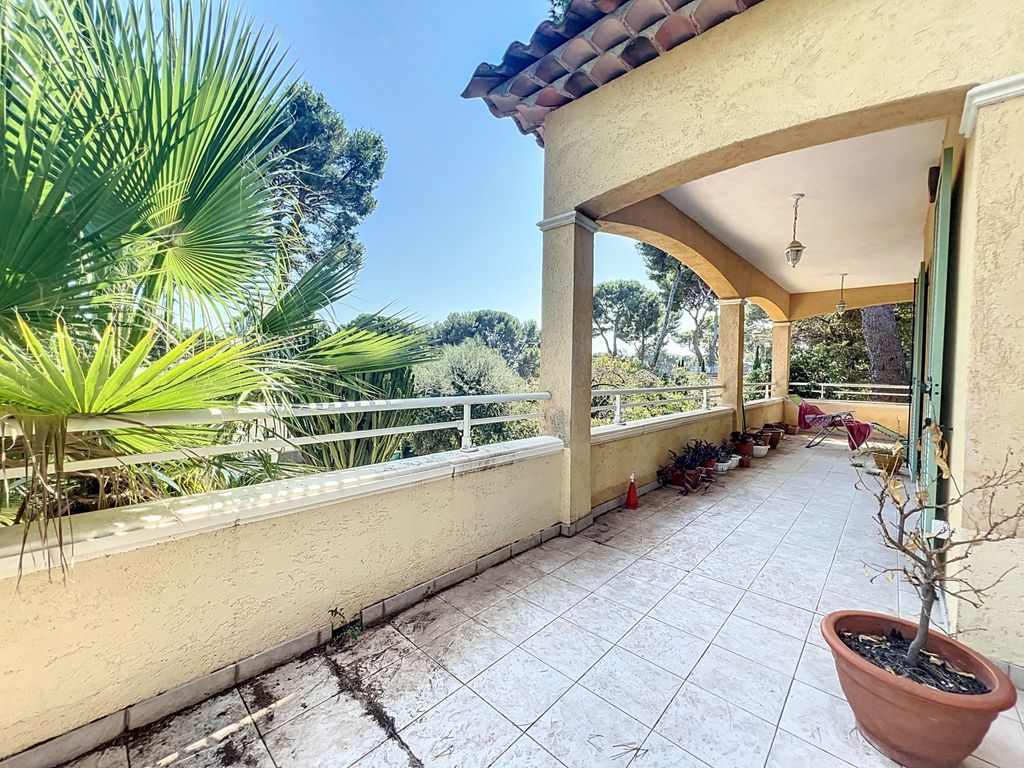 Achat maison à vendre 3 chambres 280 m² - Antibes