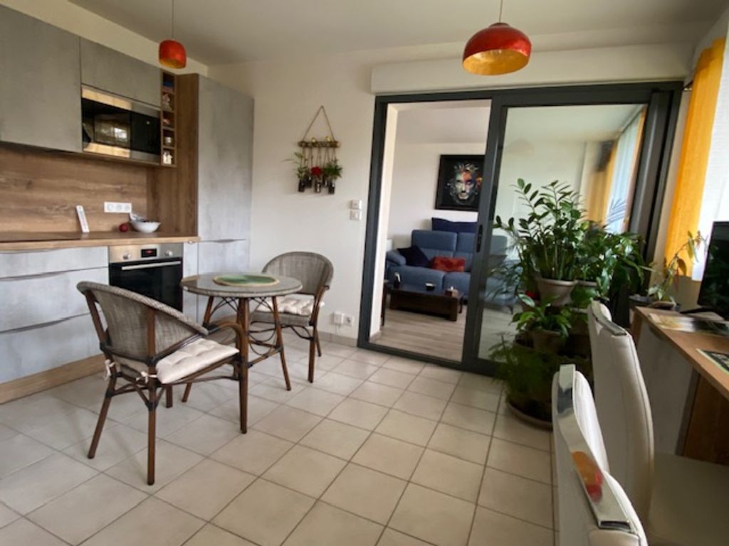 Achat appartement à vendre 2 pièces 47 m² - La Rochelle