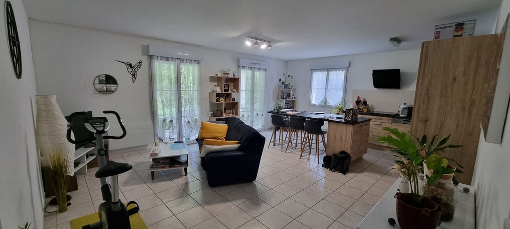 Achat appartement à vendre 4 pièces 67 m² - Chambray-lès-Tours