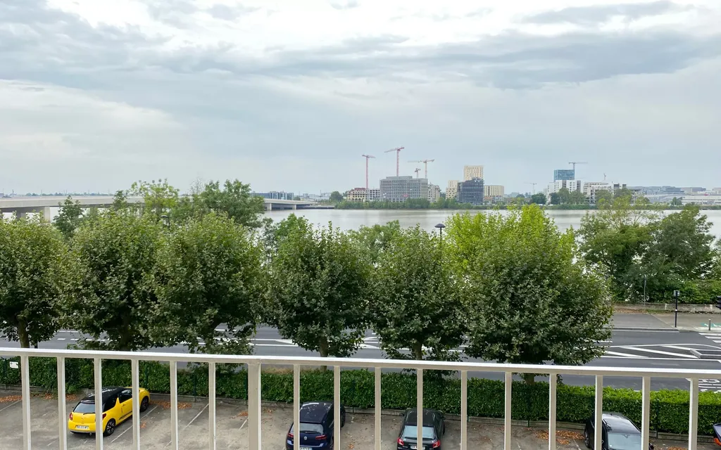 Achat appartement à vendre 3 pièces 91 m² - Bordeaux