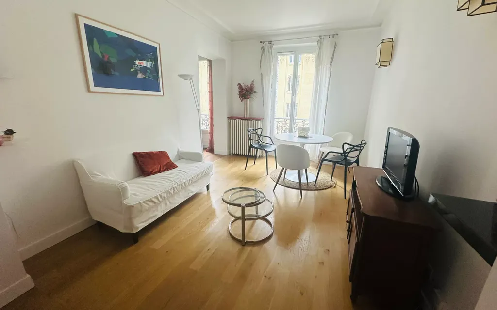 Achat appartement à vendre 3 pièces 57 m² - Paris 10ème arrondissement