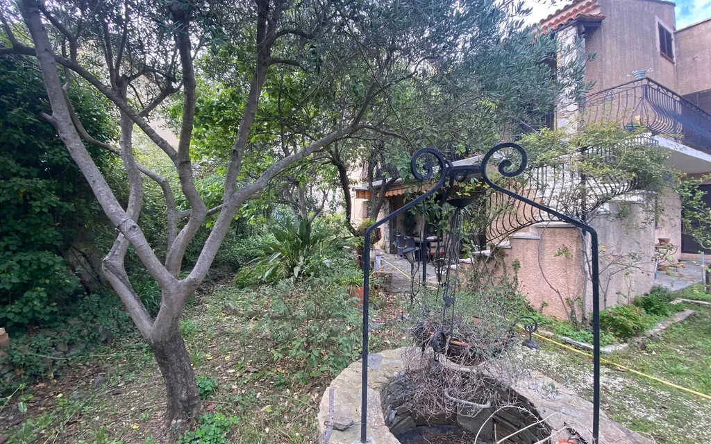 Achat maison à vendre 3 chambres 158 m² - La Garde