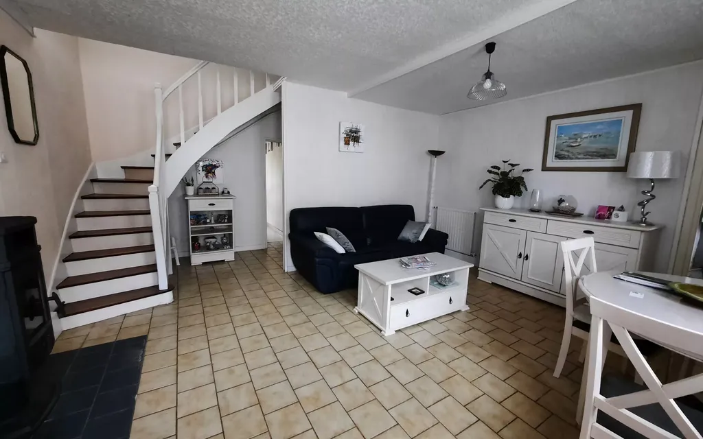 Achat maison à vendre 4 chambres 124 m² - Chalivoy-Milon