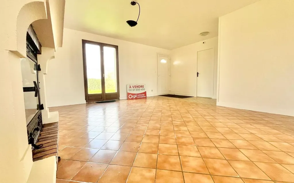 Achat maison à vendre 3 chambres 88 m² - Fontaine-la-Guyon