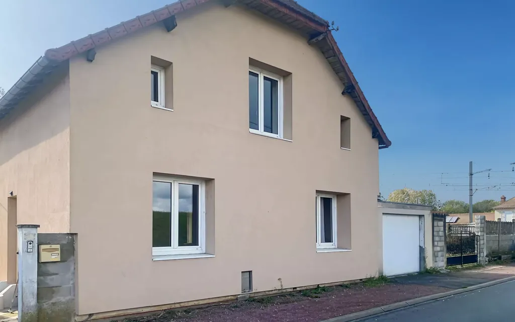 Achat maison à vendre 4 chambres 110 m² - Amilly