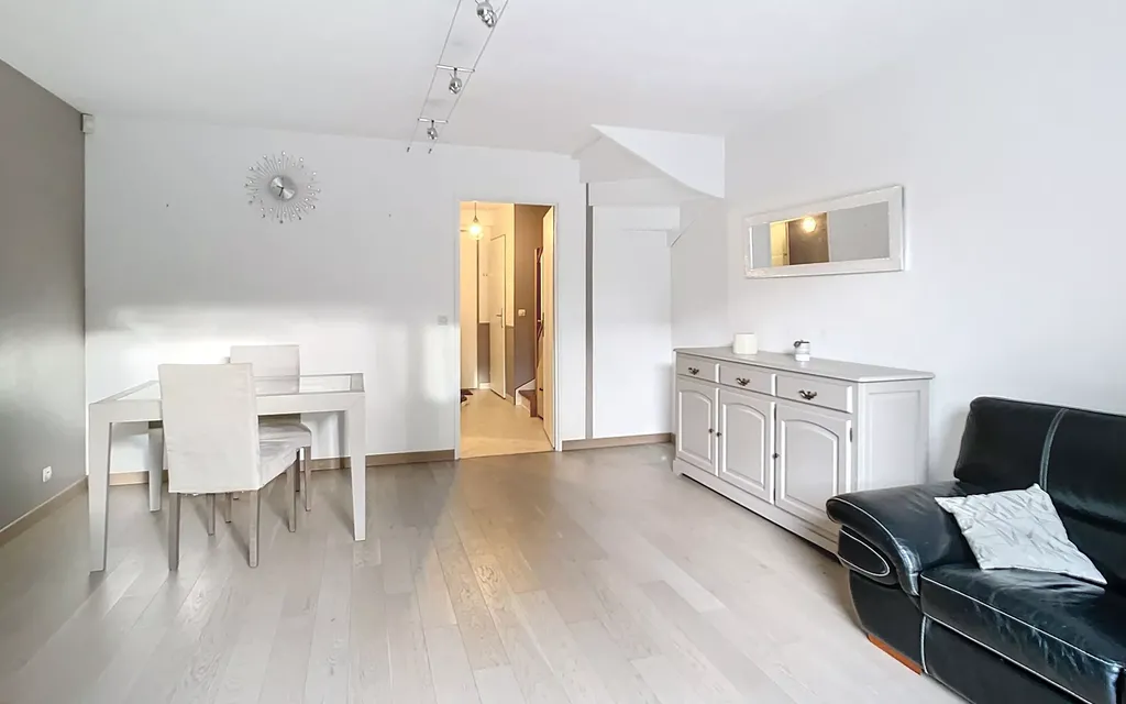 Achat maison à vendre 2 chambres 64 m² - Guyancourt