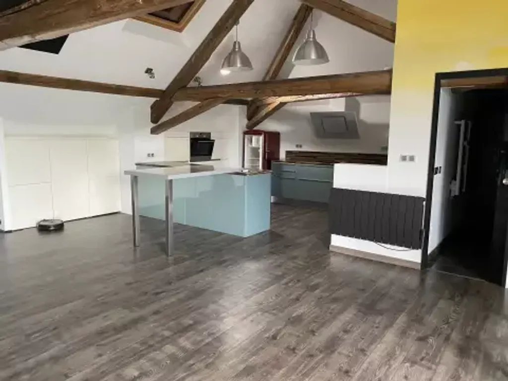 Achat appartement à vendre 2 pièces 99 m² - Mainvillers