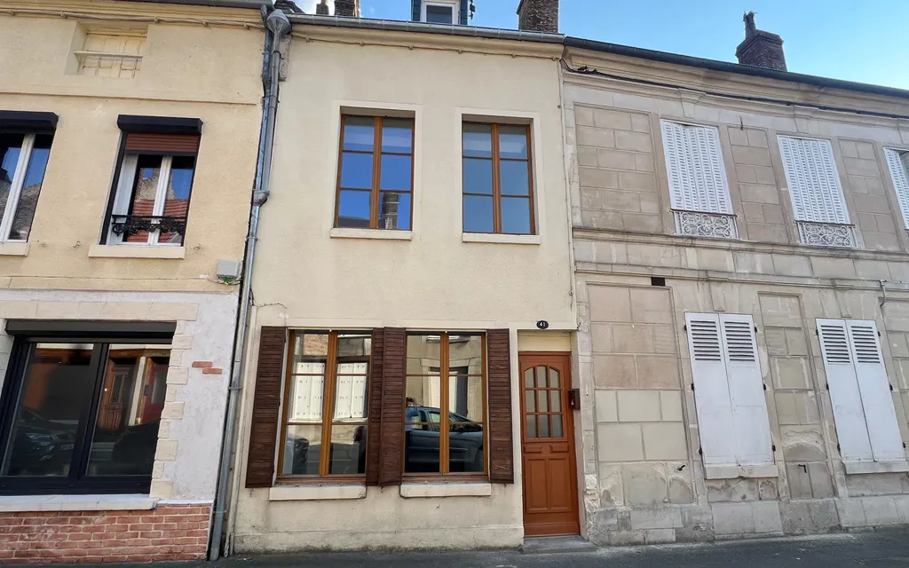 Achat maison à vendre 3 chambres 90 m² - Liesse-Notre-Dame